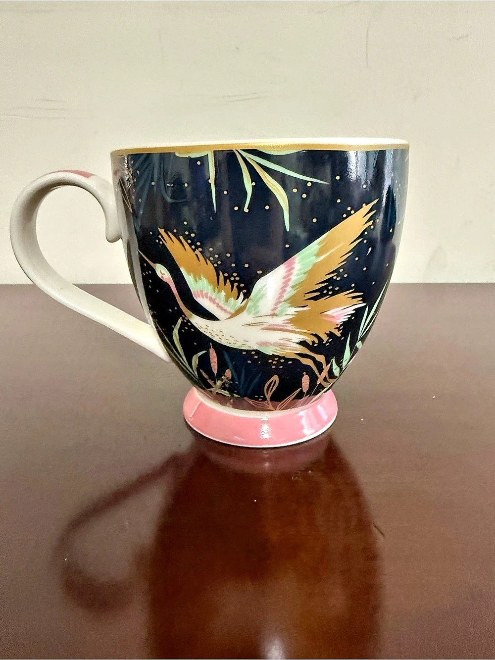 The English Mug Co. Crane Mug in Black & Pink